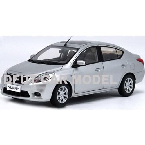 1:18 Sunny/Versa Car Diecast Model Car Toy New In Box For Gift/Collection/Kids/Decoration