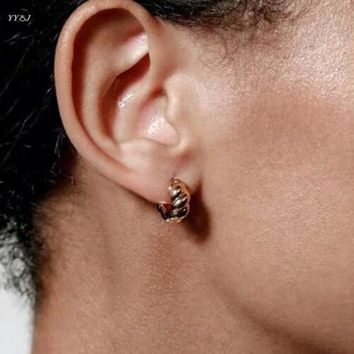 Small croissant twist stud hoop earrings stainless steel gold cute rope c hoop earrings for women dainty wholesale items 2021