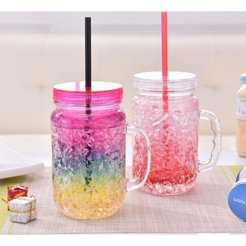 New Fashion Summer Ice Cup Cute Plastic Straw Ice Cup Office Mug with Handle Gradient Water Bottom