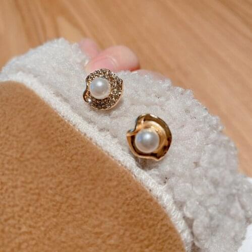 Fashion geometric womens earrings pearl wedding party daily wearable fashion jewelry hot sale asymmetric Trend small earrings