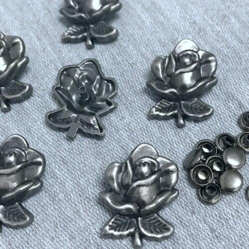 New 30PCS 22x28.5MM Antique Silver Flower Studs Rivet Punk Flower Rivets Shoes Belt Bag Accessories Leather Craft Shipping Fre
