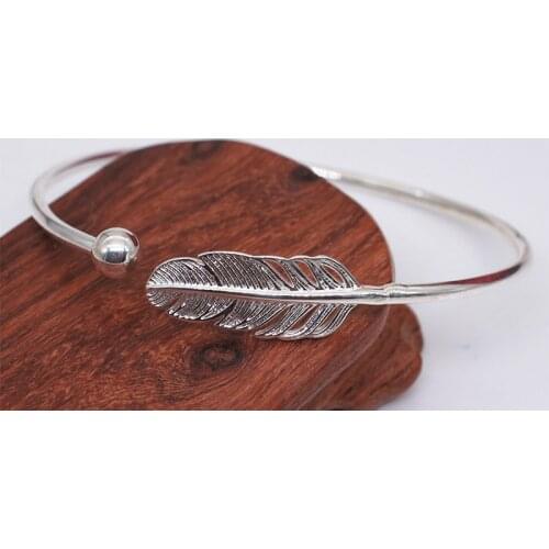 2020 New Trendy Feather Opening Bracelet For Women Fashion Gold/Silver Color Female Jewelry Birthday Party Accessories Gifts