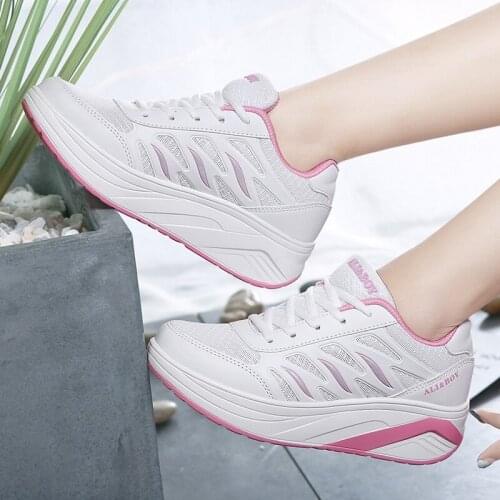 Women Sneakers 2019 Breathable Walking Shoes Wedges Vulcanize Shoes Woman Lace Up Casual Shoes Tenis Feminino Footwear Trainers