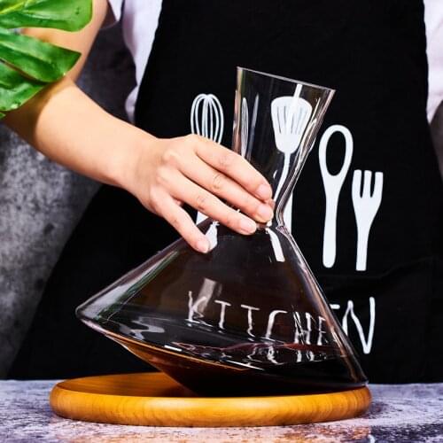 Creative Tumbler Decanter 360 Rotation Does Not Fall Wine Decanter Crystal Glass Rotating Fast Decanter for Wine Whiskey Beer