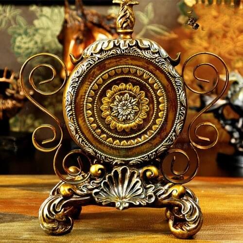 1PCS HIGH-GRADE EUROPEAN-STYLE HOME FURNISHINGS CLOCK SET RESIN CRAFTS WEDDING GIFT LU531210