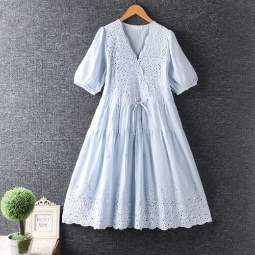 Summer new womens Japan style sweet V-neck solid embroidery short sleeve dress