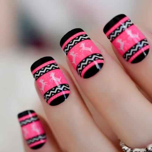 Pink Cute Deer False Nail Tips Medium Christmas Square Black Particular Acrylic Artificial Fingernails Beauty Daily Wear