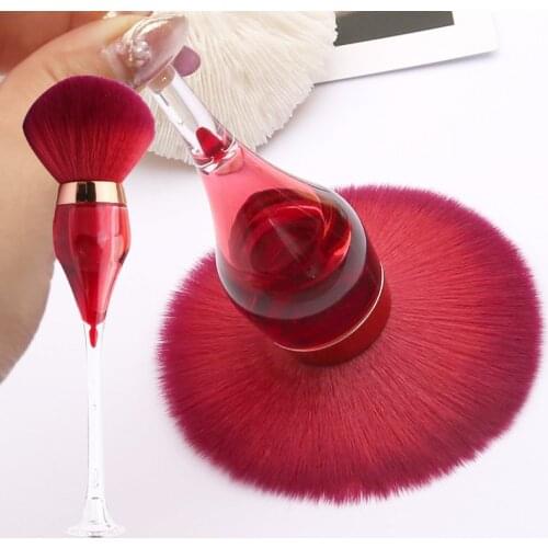1 Pieces Red Wine Glass Foundation Brush Long Handle Face Makeup Highlighter Blending Brush Blush Brush Beauty