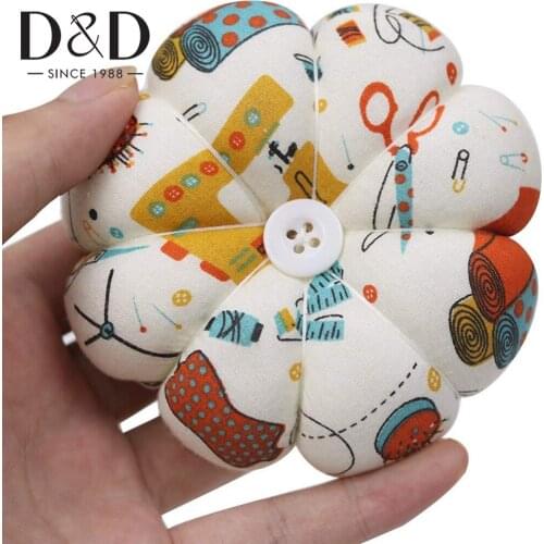 1Pc Fabric Pumpkin Shape Sewing Pin Cushion Soft Wrist Band Needle Pincushion Cross Stitch Pins Holder DIY Sewing Tools