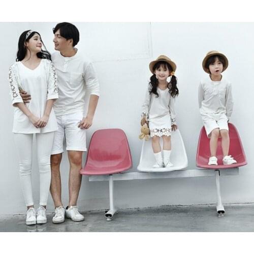 Summer New Family Matching Outfits Daughter Lace Dress Dad Mom son White T-shirts Shirt Family Look Vacation Lovely Clothes E19
