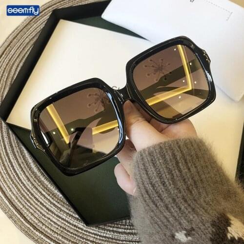 Seemfly Women Sunglasses Retro Big Frame Glasses Outdoor Beach Glasses Anti-UV Street Shot Fashion High Quality Friends Gift