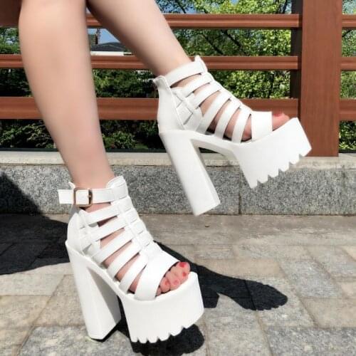 Spring and Autumn English academy style simple hollowed-out ankle buckle large size shoes low heel womens single shoes