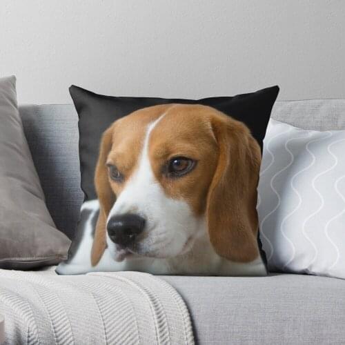 Beagle on the Black Throw Pillow Cushion Cover Polyester throw pillows case on sofa home living room car seat decor 45x45cm
