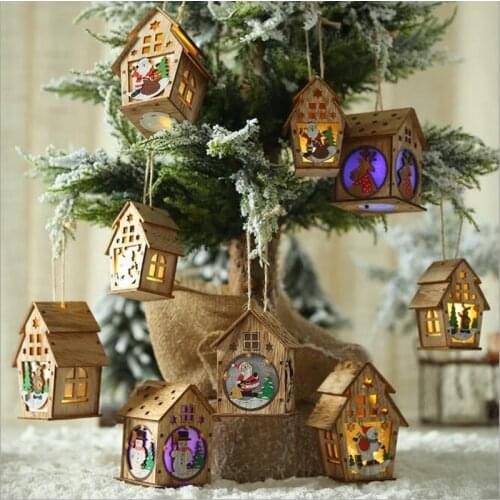 2019 Christmas new wooden decoration cabin light with lights pendant Christmas tree ornaments DIY small house scene layout