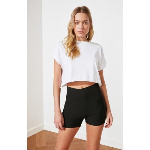 Trendyol Knitting Shorts & Bermuda TWOSS21SR0545