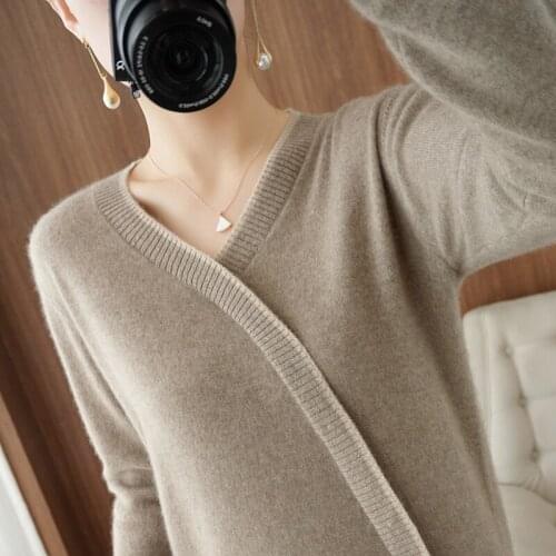 Autumn winter New100% Cashmere sweater Womens V-neck Pullover Wild Casual Solid Color Buckle Loose Knitted Bottoming Shirt