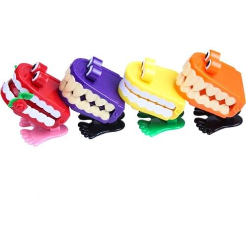 4PCS Dental Gift Dental Toys wholesale spring Plastic Toys Jump Teeth Chain for Children dental clinic gift