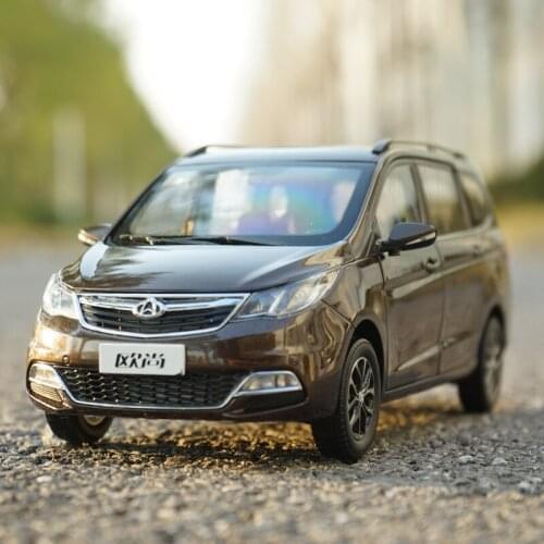 Diecast 1:18 Scale Off-road Vehicle SUV Alloy Simulation Car Model Metal Collection Collectible Souvenir Ornaments Display Gifts