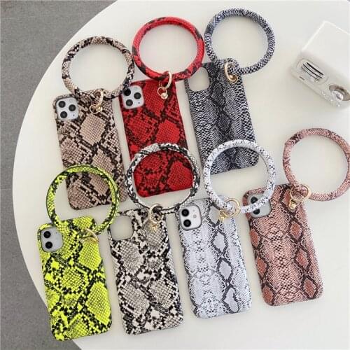 Classic fashion Snake pattern Ring wristband cover phone case For iphone 11 12 Pro Max 7 8 Plus X XS Max XR women fashion gift