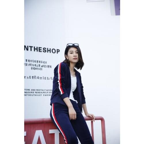 2021 Tracksuits Women Elegant Two-Pieces Suit Sets Female Stylish Velet Striped Hoodies Tops & Pant Zip Sets Joggers Women S-XL