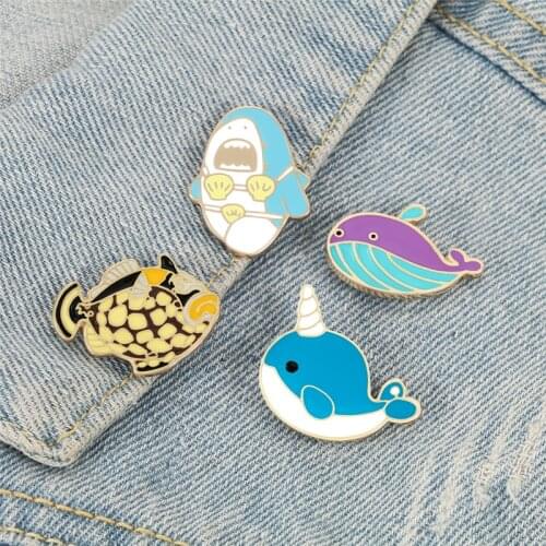Cute Ocean Animal Enamel Pins Whale Dolphin Shark Fish Brooches Cartoon Funny Denim Jackets Backpack Pin Badges Fashion Jewelry
