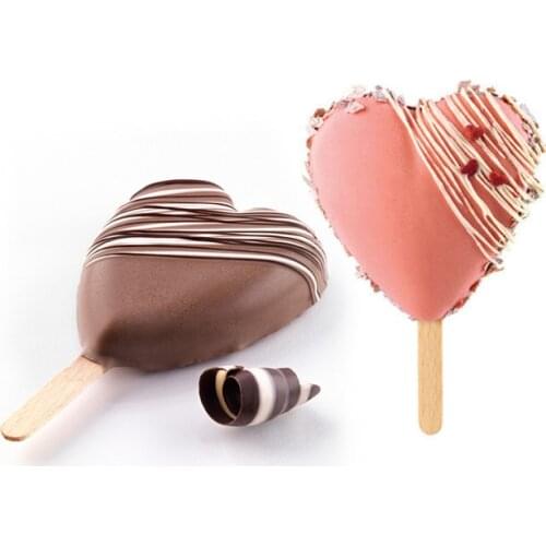 Love Heart Shaped Silicone Popsicle Mold Ice Cream Makers DIY Ice Lolly Moulds with 12pcs Sticks Home Party Decorating Tool