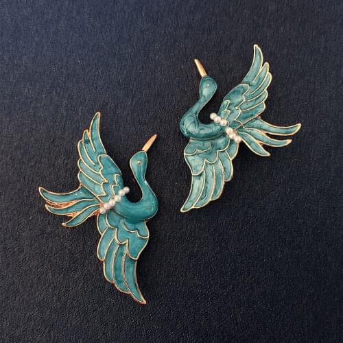 2021 New Classical Chinese Design Style Flying Crane Brooch for Woman Luck Brooch Gift Jewelry Wholesale Brooch Pins