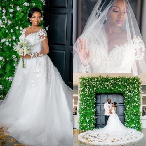 Vintage Mermaid Wedding Dresses Detachable Train Luxury Long Sleeves Lace Appliques Plus Size African Bridal Gown