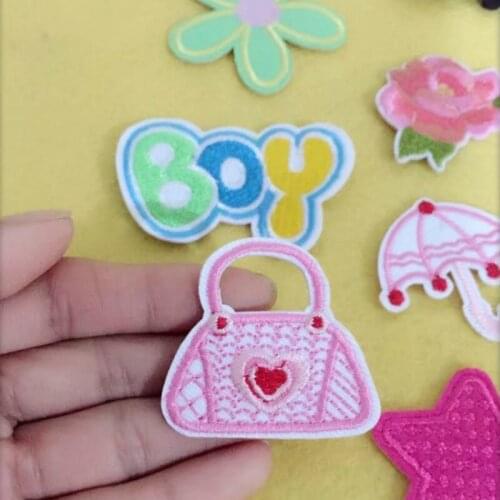 100pcs/lot Small Embroidery Patches Flower Star Handbag Butterfly Biker Backpack Clothing Decoration Iron Heat Transfer Applique