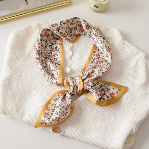 New Handkerchief Shawls Floral Neck Bandana Hijab Hair Band Mens Scarves Womens Silk Scarf Bag Tie Bufanda Mujer Decoration