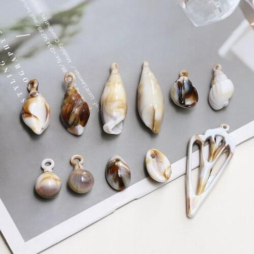 10pcs Natural Sea Shell Conch Charms Pendant for DIY Craft Ornaments jewelry earrings necklace accessories decoration materials