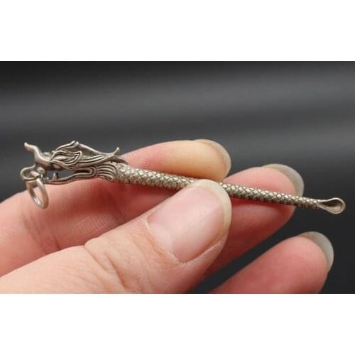 Elaborate interesting Chinese Tibetan sliver auspicious dragon statue ear pick