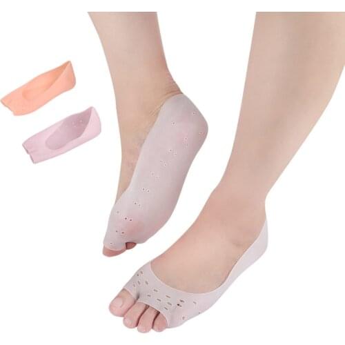 A Pair Silicone Feet Care Socks Split Toe Socks Foot Skin Care Moisturizing Gel Heel Invisible Elasticity Non-slip Toe Corrector