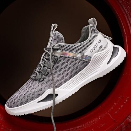 Men Running Shoes Spring Mesh Sneakers Light Breathable Athletic Trainers Men Summer New Cheap Lace Up Jogging Sport Shoes Men