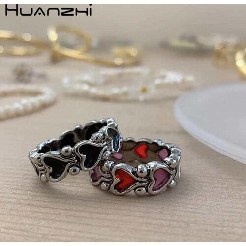 HUANZHI 2020 New Individuality Baroque Vintage Hit Colour Love Heart Metal Rings for Women Girls Party Jewelry