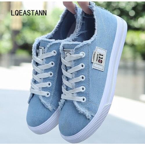2020 Hot New Womens Canvas Shoes Spring And Summer Casual Low-Top Lace-Up White Shoes Student Sneakers Ins Flat Bottom Shoes