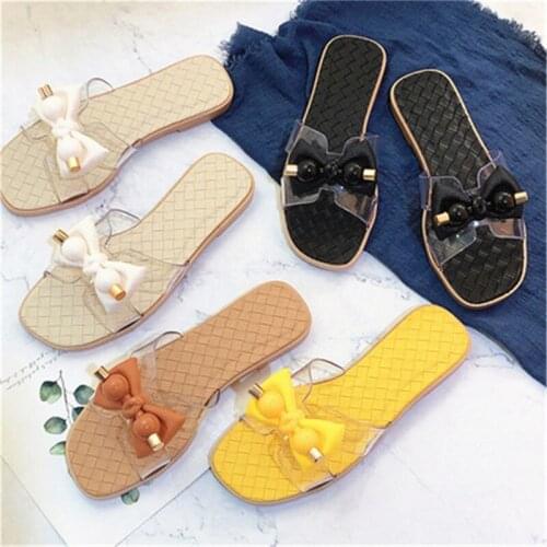 2021 Summer New Ladies slippers high-quality Outdoor beach white sandals non-slip casual flat slippers 5 colors soft bottom