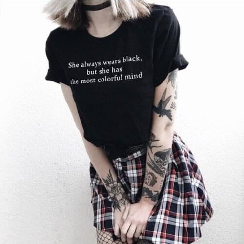 She always wears black t-shirt women fashion 100% Cotton casual graphic funny quote hipster aesthetic unisex tee top tshirts fit