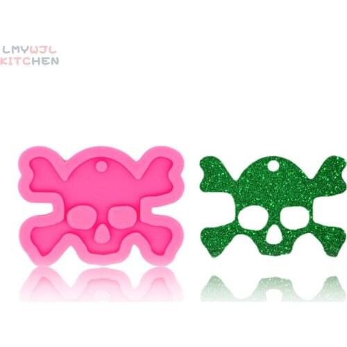 DIY Silicone Mirror Epoxy Halloween Skull Keychain Pendant Mold for Making Fondant Cake Decoration Baking Resin Mold