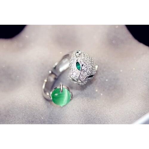 European 925 silver ring High-grade leopard head slightly mosaic Female Crystal from Swarovskis Simple Rotate Christmas gift