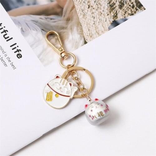 Japan Lucky Cat Pray Keychain Maneki Neko Trinkets Car Bag Charm Airpods Water Sound Bell Pendant Keyfob Couple Gift Keyfob