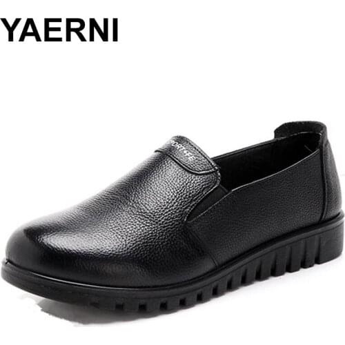 YAERNI Genuine Leather Women Flats Shoes Woman Slip On Casual Shoes Ladies Soft Comfortable Flat Shoes Plus Size 35-41