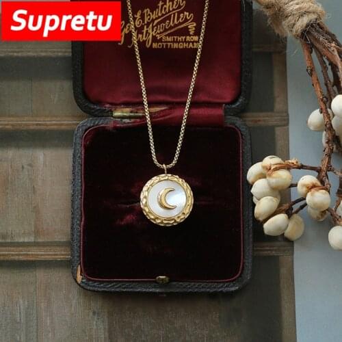 Supretu White Shell Moon Pendant Necklace Statement for Women Titanium Steel Plating 14K Glod Choker Necklaces Jewelry For Girls
