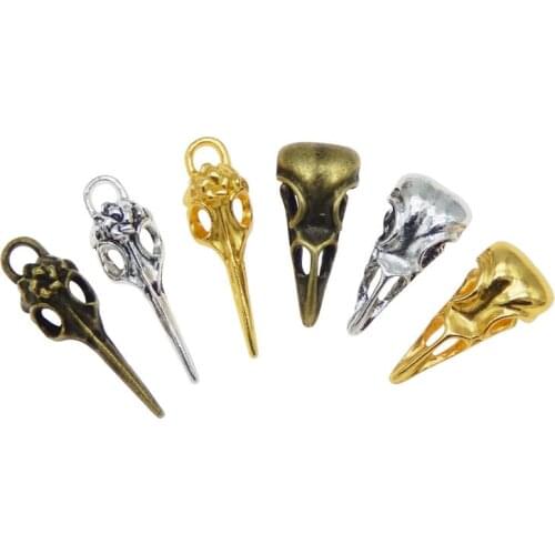6pcs/pack Gold/ /Bronze Scary Head Alloy Bird Skull Necklace Charms Pendant Man Halloween Jewelry Accessories 32*14*10mmColor