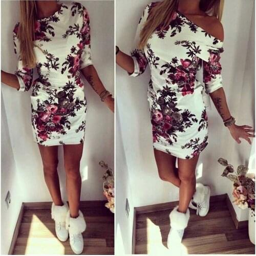 New Casual Women Summer Dresses O-neck Red Florapl Printed Skinny Short Sexy Dress Package Hips Thin Summer Women Dress Vestidos