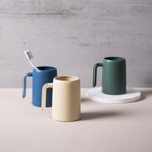 Portable Toothbrush Mug Plastic Childrens Cute Cup Bathroom Brushing Cup with Transparent Handle Couples Mouthwash Cup Travel