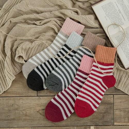 10 Pairs/set Autumn and Winter Thickening Warm Womens Socks Womens Stripes Womens Socks Wholesale