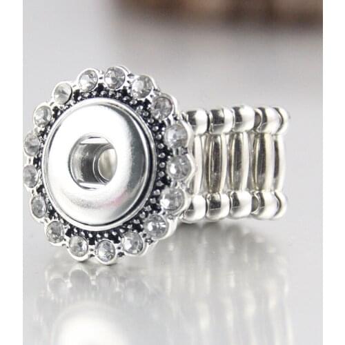 Ysawena Rings With Crystals