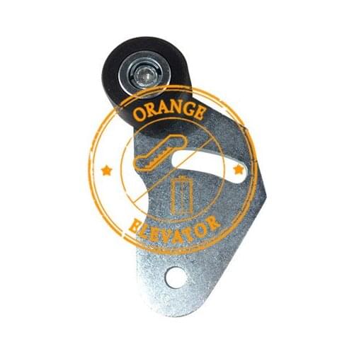 Elevator AMD Door Roller W Bracket