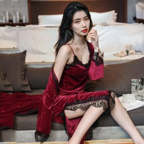 Womens Pajamas New Autumn Winter Gold Velvet Sexy Deep V 2Psc Nightgown Lace Pyjama Set Ladie Robe Kimono Home Clothes Sleepwear